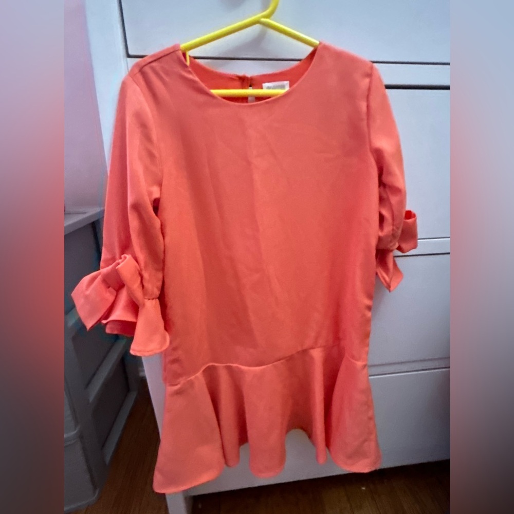 6 GIRLS DRESSES